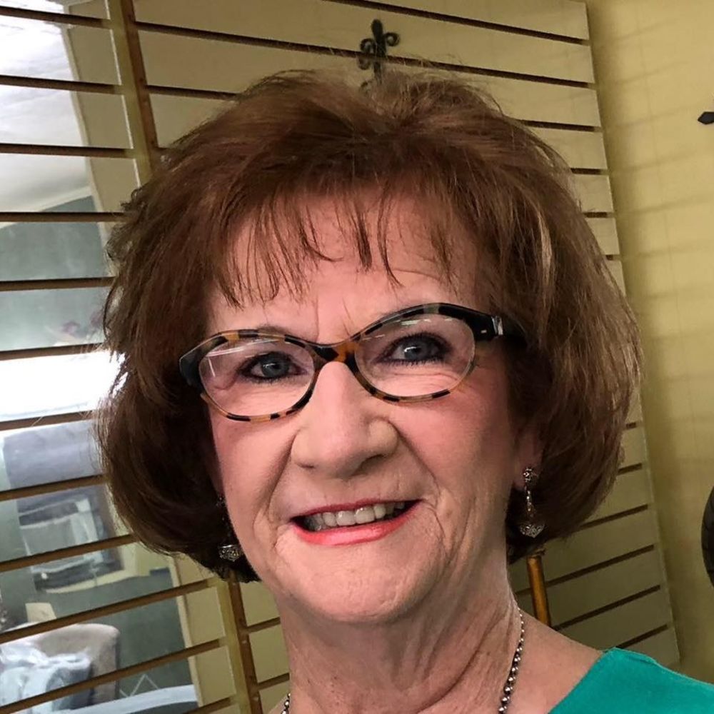 Meet your Posher, Sandy
